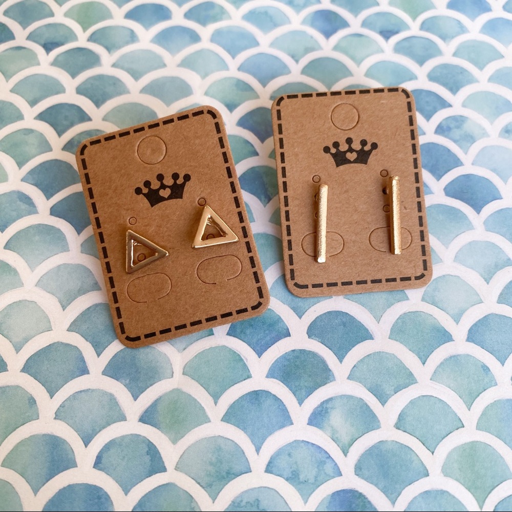 Minimalist stud earrings ✨ - Picture 1 of 2